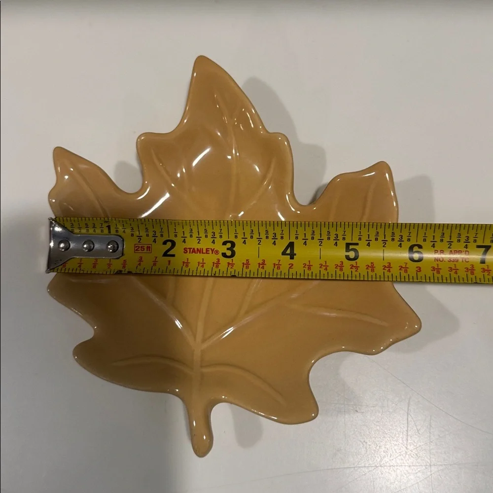 Williams Sonoma Maple Leaf Decor Dish